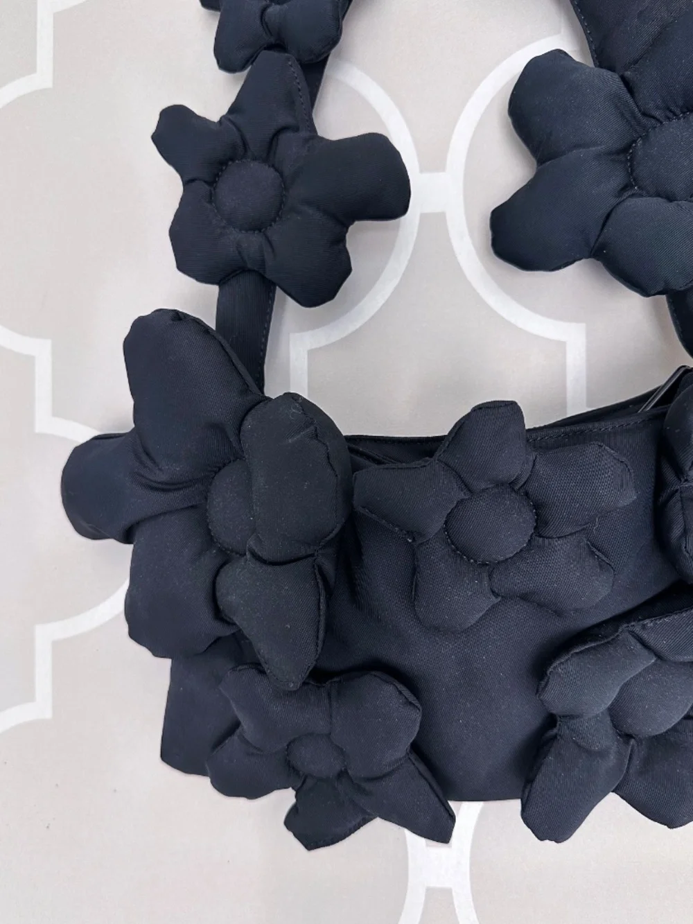 Coachtopia Loop Shoulder Bag with Floral Appliqué – Black NWT